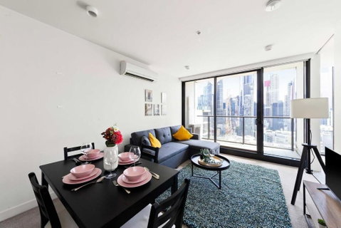 A Cozy 2BR Apt Near Melbourne Central City Views - Accommodation Tasmania 1