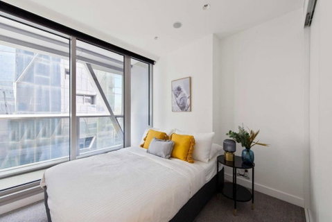 A Lux & Modern Apt Next To Southern Cross Station - Accommodation Tasmania 1