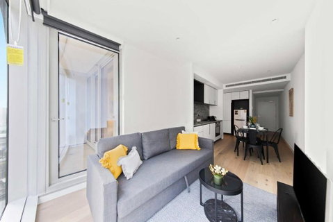 A Lux & Modern Apt Next To Southern Cross Station - Accommodation Tasmania 4