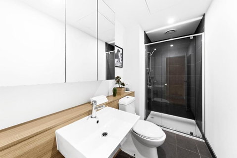 A Spacious & Chic Home Next To Southern Cross - Accommodation Tasmania 3