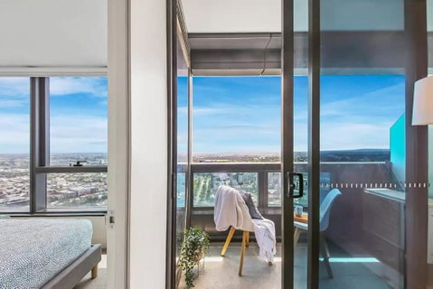 A Stylish & Modern 2BR Apartment Fantastic Views - Accommodation Tasmania 3