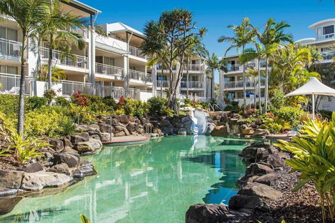 Alexandra Beach Resort Couples Escape - CoastHM - Accommodation Tasmania 3