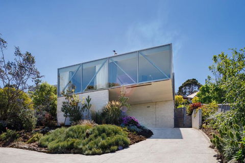 Architectural Glass House With Ocean Views - Accommodation Tasmania 0