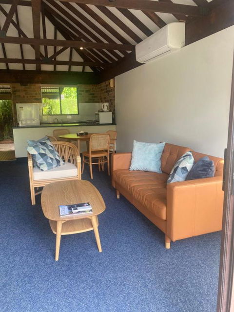 Avoca Beach Hotel - Accommodation Tasmania 4
