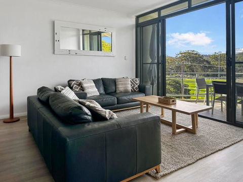 Avoca Coastal Retreat - Unit 13 Avoca Palms Resort - Accommodation Tasmania 1