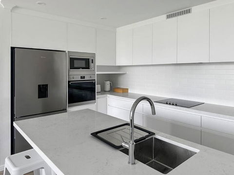 Avoca Coastal Retreat - Unit 13 Avoca Palms Resort - Accommodation Tasmania 4