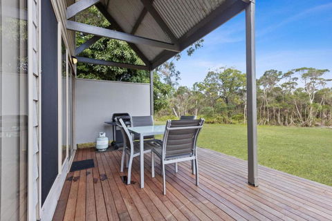 Avon - Waterfront Retreat - Accommodation Tasmania 1