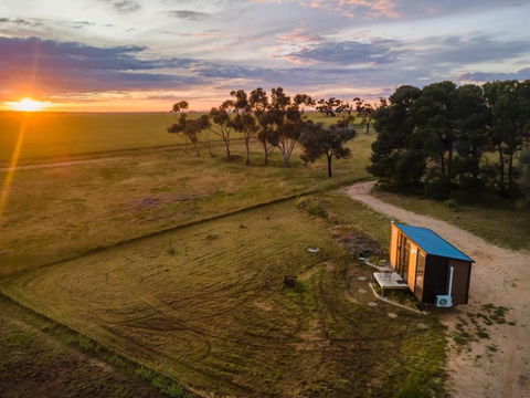 Avondale Heights By Tiny Away - Accommodation Tasmania 2