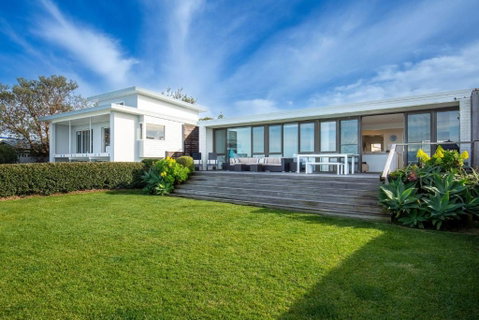 Azure Absolute Beachfront I Pet Friendly - Accommodation Tasmania 2