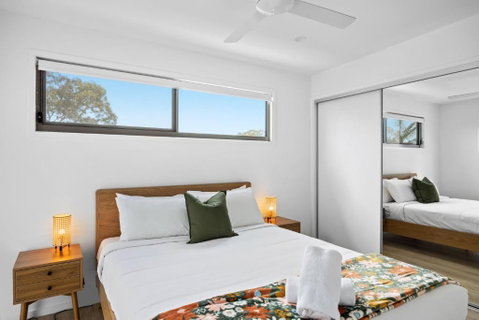 Azure River Side Townhouse - Accommodation Tasmania 1