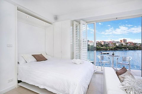 BADEN - Absolute Water Front Sydney Harbour Studio - Accommodation Tasmania 3