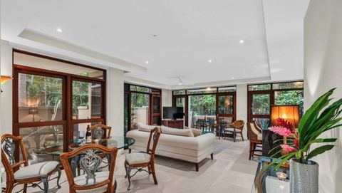 BAHAMA At Temple Tranquility - Accommodation Tasmania 4