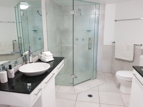 Excellsior Apartments - Accommodation Tasmania 5