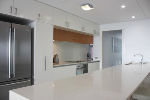Private Seaview Apartment At Peninsula - Airlie Beach - Accommodation Tasmania 2
