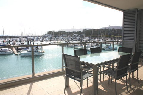 Private Seaview Apartment At Peninsula - Airlie Beach - Accommodation Tasmania 0