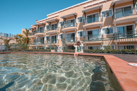 Il Palazzo Holiday Apartments - Accommodation Tasmania 0