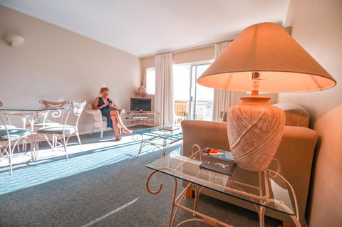 Il Palazzo Holiday Apartments - Accommodation Tasmania 4
