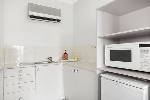 Coopers Colonial Motel - Accommodation Tasmania 33