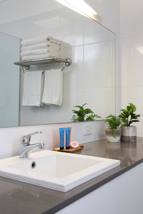 Coopers Colonial Motel - Accommodation Tasmania 18