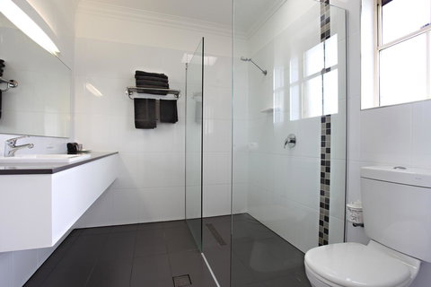 Coopers Colonial Motel - Accommodation Tasmania 34