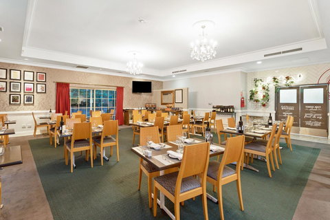 Coopers Colonial Motel - Accommodation Tasmania 11