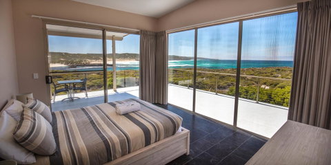 Hanson Bay Cabins - Accommodation Tasmania 9