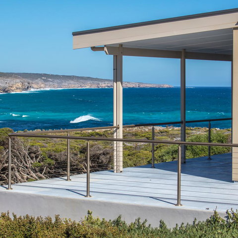 Hanson Bay Cabins - Accommodation Tasmania 11