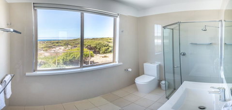 Hanson Bay Cabins - Accommodation Tasmania 8