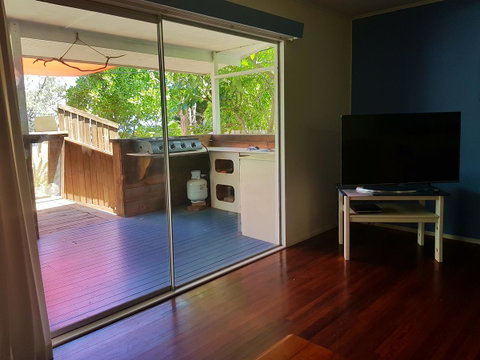 Arcadia Beach Guest House And Car Hire - Accommodation Tasmania 19