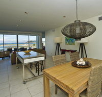 Blue on Blue Apartment 933 - Accommodation Tasmania