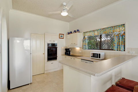 Keith\'s Place, 1 Of The 3 Most Popular Units On Bribie - Accommodation Tasmania 15