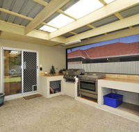 Ocean Wave - Accommodation Tasmania