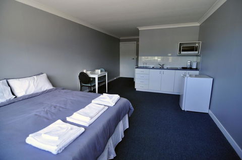 Bribie Island Square - Accommodation Tasmania 0