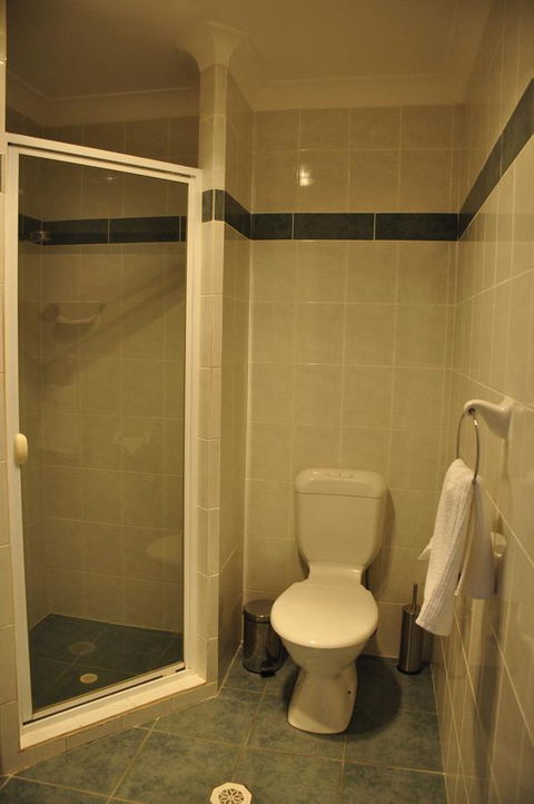 Bribie Island Square - Accommodation Tasmania 7