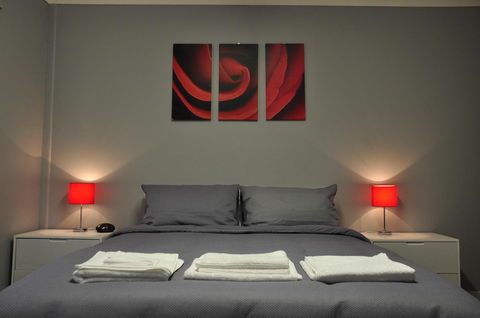 Bribie Island Square - Accommodation Tasmania 8
