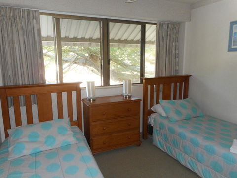 Placid Waters Holiday Apartments - Accommodation Tasmania 18