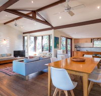 Laguna House - Accommodation Tasmania