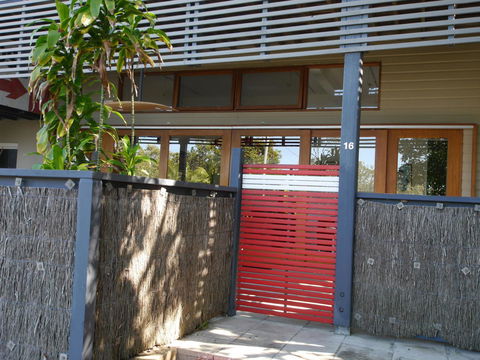 A AAA C-SHACK - Accommodation Tasmania 1