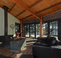 Taylors Bay Cottage - Accommodation Tasmania