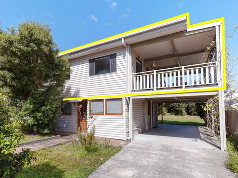'Beach Break 1', 1/10 Lionel Street - Upstairs Unit With Aircon - Accommodation Tasmania 0