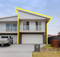 'Birubi Breezes' 2/7 Fitzroy St - Large Duplex with Air Conditioning WIFI  only 5 minute walk to the beach - Accommodation Tasmania