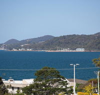 'GrandView' 10 Grandview Close - huge house with water views aircon WIFI Netflix Foxtel  Billiard Table - Accommodation Tasmania