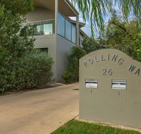 'Rolling Waves 2' on Ocean Drive - Accommodation Tasmania