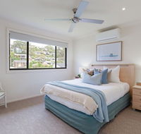 'Sandy Point Haven' 21a Sandy Point Rd - Stylish Haven with WIFI Air conditioning  Water views - Accommodation Tasmania