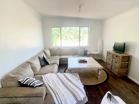 'The Wattles' - True Country Escape Near Wineries - Borenore - Accommodation Tasmania 2
