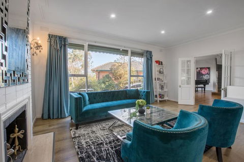 , , , Alice Wonderland, , ,  In 4 Beds House - Accommodation Tasmania 0