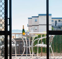 1 'BAHIA' 47 RONALD AVE - GREAT LOCATION WITH FILTERED WATER VIEWS - Accommodation Tasmania