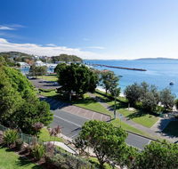 1 'Kiah' 53 Victoria Parade - stunning views wifi aircon just across the road to the water - Accommodation Tasmania