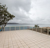 1 'Kooringal' 105 Soldiers Point Road - waterfront unit wth aircon - Accommodation Tasmania