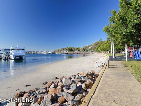 1 'Teramby Court' 104 Magnus Street - In Nelson Bay CBD - Accommodation Tasmania 1